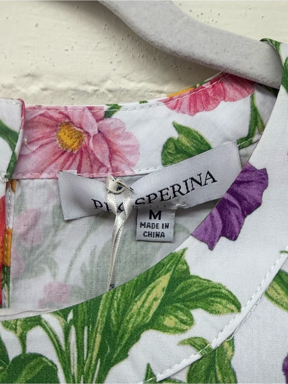 NWT Prosperina Lane Secret Garden Floral Puff Sleeve Blouse size medium - Picture 4 of 9